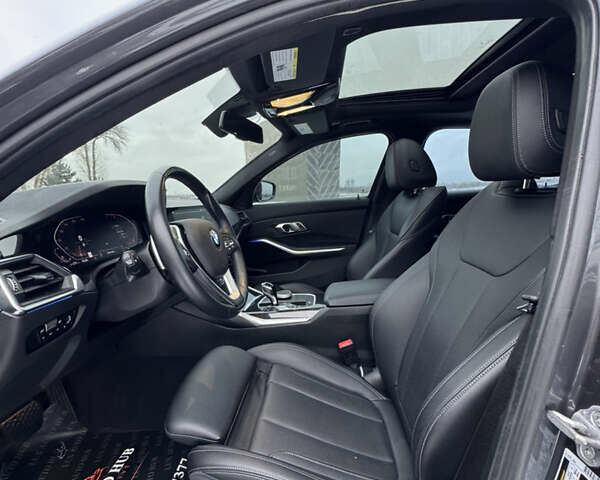 Серый БМВ 3 Серия, объемом двигателя 2 л и пробегом 44 тыс. км за 29999 $, фото 23 на Automoto.ua