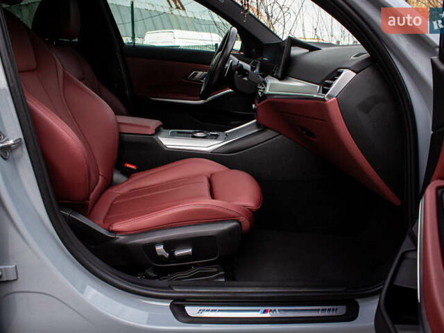 Серый БМВ 3 Серия, объемом двигателя 2 л и пробегом 35 тыс. км за 43900 $, фото 53 на Automoto.ua