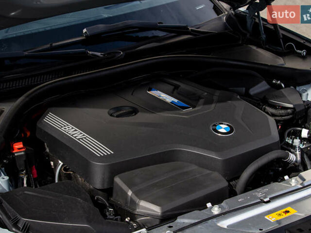 Серый БМВ 3 Серия, объемом двигателя 2 л и пробегом 35 тыс. км за 43900 $, фото 30 на Automoto.ua