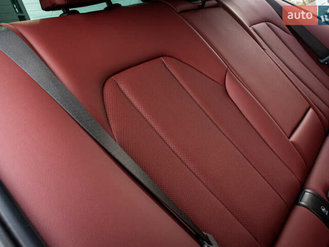 Серый БМВ 3 Серия, объемом двигателя 2 л и пробегом 35 тыс. км за 43900 $, фото 66 на Automoto.ua