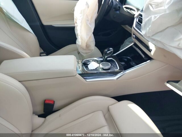 Серый БМВ 3 Серия, объемом двигателя 2 л и пробегом 55 тыс. км за 21500 $, фото 8 на Automoto.ua