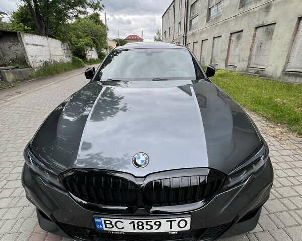 Серый БМВ 3 Серия, объемом двигателя 2 л и пробегом 129 тыс. км за 30888 $, фото 1 на Automoto.ua