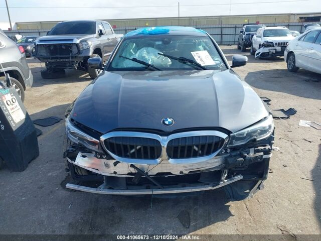 Серый БМВ 3 Серия, объемом двигателя 2 л и пробегом 55 тыс. км за 21500 $, фото 1 на Automoto.ua