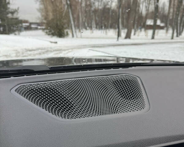 Серый БМВ 3 Серия, объемом двигателя 2 л и пробегом 44 тыс. км за 29999 $, фото 48 на Automoto.ua