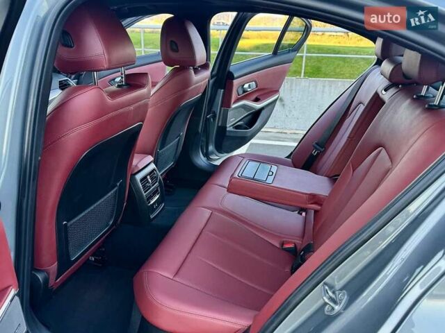 БМВ 3 Серия 2022 в Киеве на Automoto.ua Серый БМВ 3 Серия, объемом двигателя 3 л и пробегом 86 тыс. км за 49990 $, фото 24 на Automoto.ua