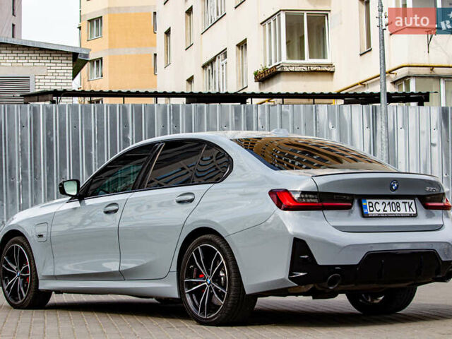 Серый БМВ 3 Серия, объемом двигателя 2 л и пробегом 35 тыс. км за 43900 $, фото 21 на Automoto.ua