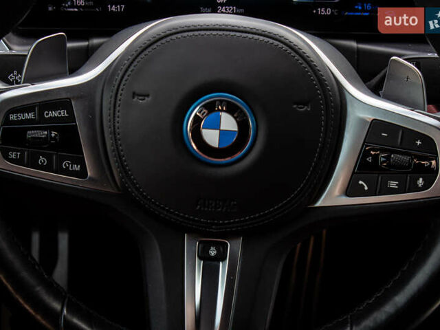 Серый БМВ 3 Серия, объемом двигателя 2 л и пробегом 35 тыс. км за 43900 $, фото 41 на Automoto.ua