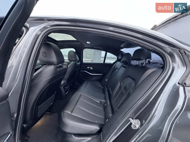 Серый БМВ 3 Серия, объемом двигателя 2 л и пробегом 44 тыс. км за 29999 $, фото 77 на Automoto.ua