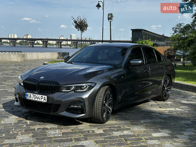 Серый БМВ 3 Серия, объемом двигателя 2 л и пробегом 4 тыс. км за 48900 $, фото 7 на Automoto.ua
