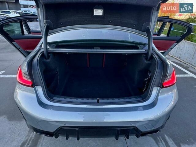 БМВ 3 Серия 2022 в Киеве на Automoto.ua Серый БМВ 3 Серия, объемом двигателя 3 л и пробегом 86 тыс. км за 49990 $, фото 19 на Automoto.ua