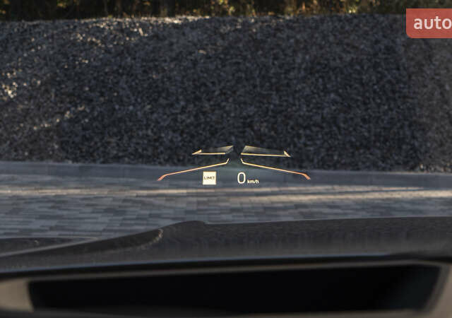 Серый БМВ 3 Серия, объемом двигателя 2 л и пробегом 26 тыс. км за 39500 $, фото 19 на Automoto.ua