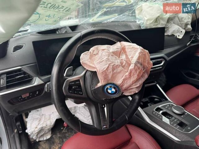 Серый БМВ 3 Серия, объемом двигателя 2 л и пробегом 41 тыс. км за 31000 $, фото 18 на Automoto.ua