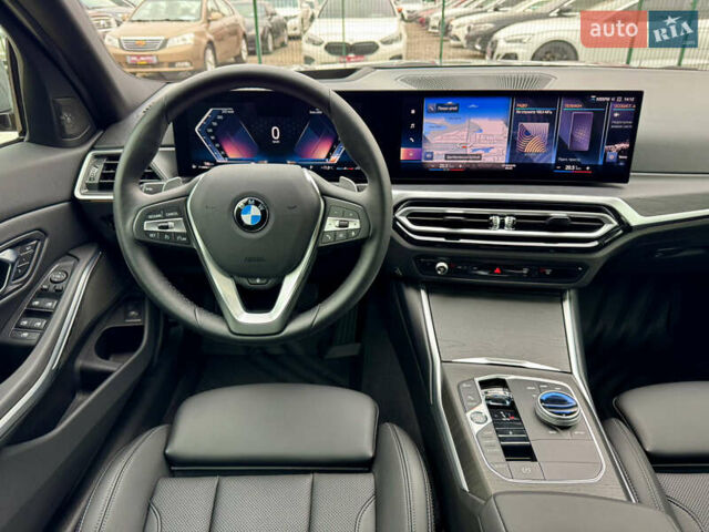 Серый БМВ 3 Серия, объемом двигателя 2 л и пробегом 15 тыс. км за 45000 $, фото 45 на Automoto.ua