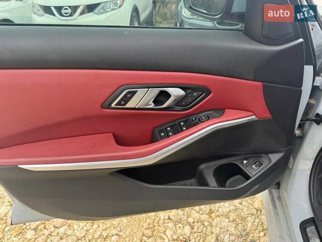 Серый БМВ 3 Серия, объемом двигателя 2 л и пробегом 41 тыс. км за 28000 $, фото 9 на Automoto.ua