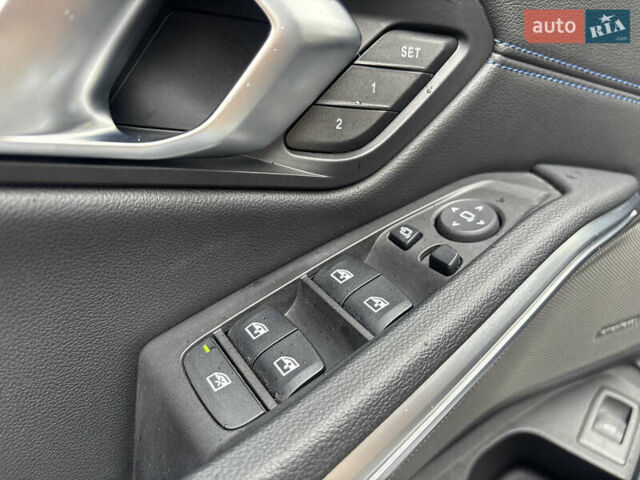 Серый БМВ 3 Серия, объемом двигателя 3 л и пробегом 19 тыс. км за 49999 $, фото 39 на Automoto.ua