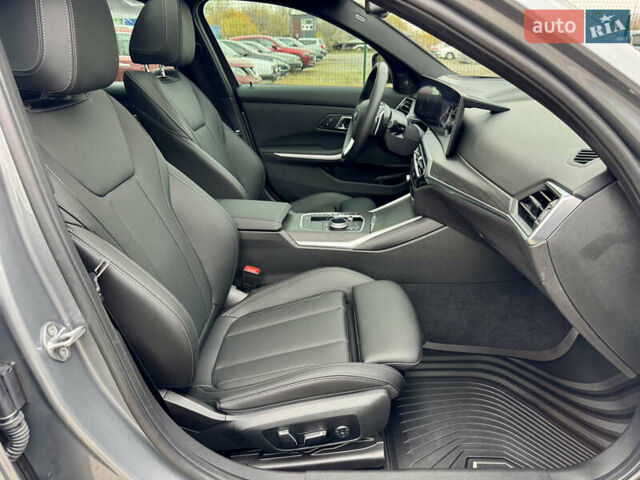 Серый БМВ 3 Серия, объемом двигателя 2 л и пробегом 15 тыс. км за 45000 $, фото 37 на Automoto.ua