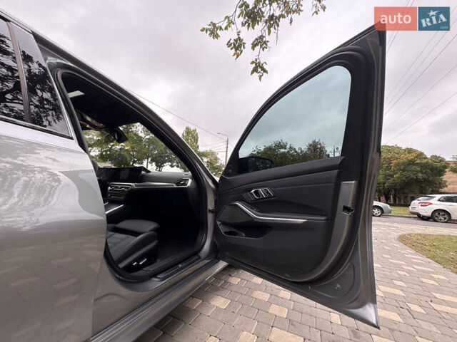 Серый БМВ 3 Серия, объемом двигателя 3 л и пробегом 19 тыс. км за 49999 $, фото 52 на Automoto.ua