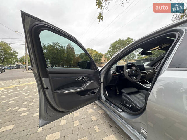 Серый БМВ 3 Серия, объемом двигателя 3 л и пробегом 19 тыс. км за 49999 $, фото 36 на Automoto.ua