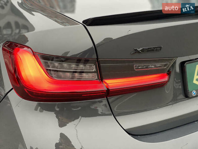 Серый БМВ 3 Серия, объемом двигателя 2 л и пробегом 5 тыс. км за 43800 $, фото 6 на Automoto.ua