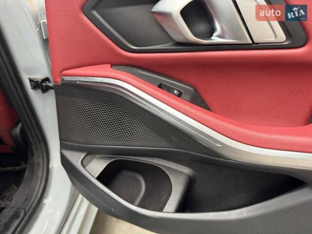 Серый БМВ 3 Серия, объемом двигателя 2 л и пробегом 41 тыс. км за 29900 $, фото 15 на Automoto.ua