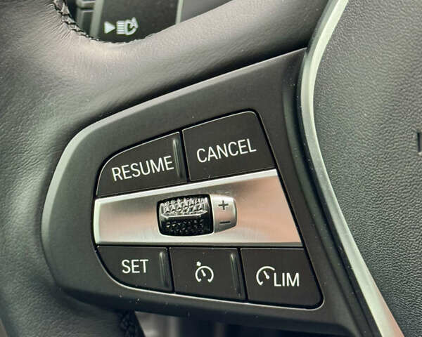 Серый БМВ 3 Серия, объемом двигателя 2 л и пробегом 15 тыс. км за 45000 $, фото 53 на Automoto.ua