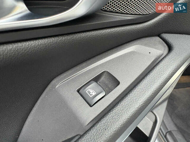 Серый БМВ 3 Серия, объемом двигателя 3 л и пробегом 19 тыс. км за 49999 $, фото 72 на Automoto.ua