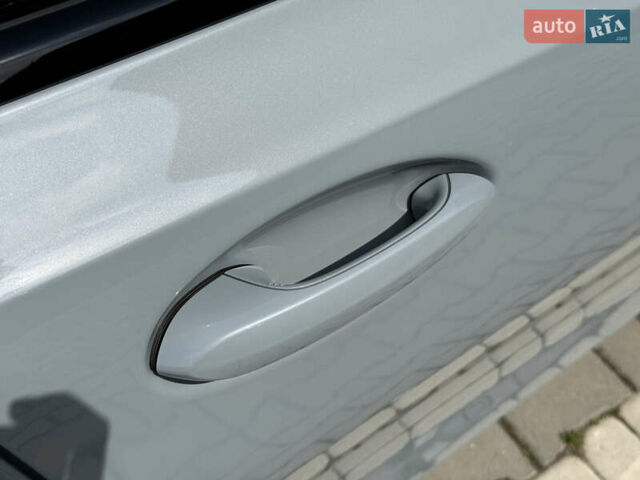 Серый БМВ 3 Серия, объемом двигателя 3 л и пробегом 17 тыс. км за 62000 $, фото 31 на Automoto.ua