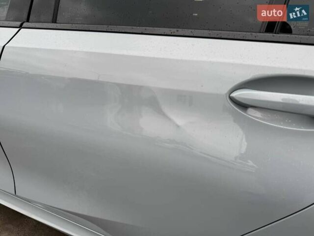 Серый БМВ 3 Серия, объемом двигателя 2 л и пробегом 41 тыс. км за 29900 $, фото 4 на Automoto.ua