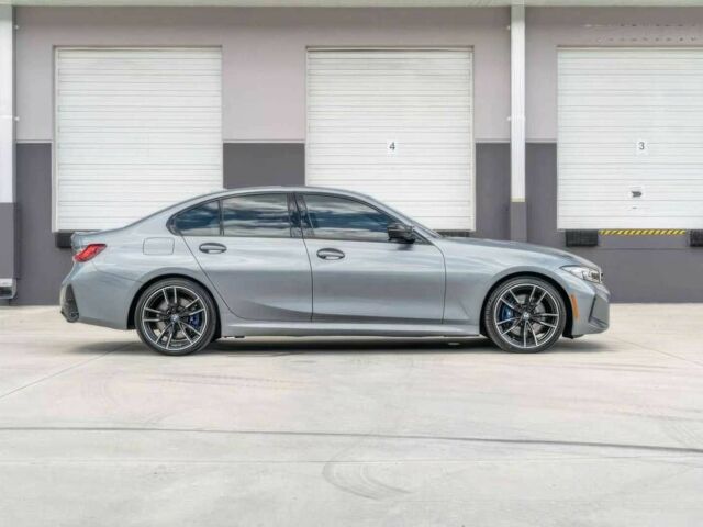 Сірий БМВ 3 Серія, об'ємом двигуна 3 л та пробігом 17 тис. км за 42000 $, фото 2 на Automoto.ua