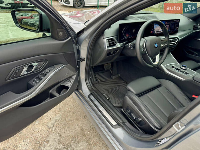 Серый БМВ 3 Серия, объемом двигателя 2 л и пробегом 15 тыс. км за 45000 $, фото 8 на Automoto.ua