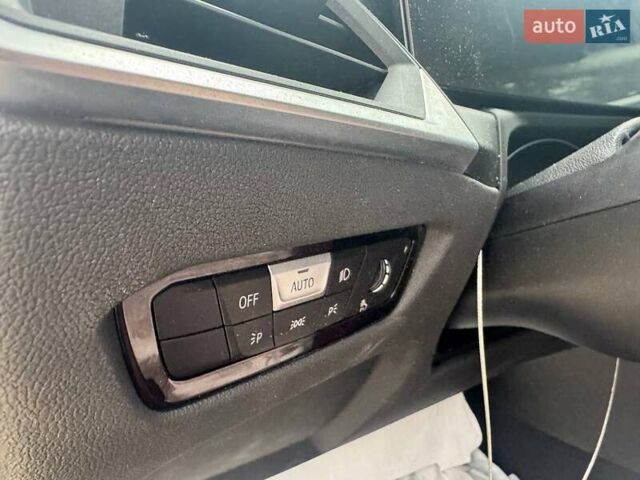 Серый БМВ 3 Серия, объемом двигателя 2 л и пробегом 41 тыс. км за 28000 $, фото 12 на Automoto.ua