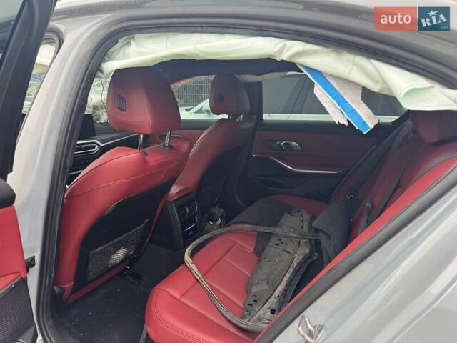 Серый БМВ 3 Серия, объемом двигателя 2 л и пробегом 41 тыс. км за 28000 $, фото 11 на Automoto.ua