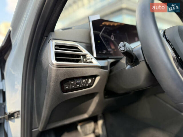 Серый БМВ 3 Серия, объемом двигателя 2 л и пробегом 8 тыс. км за 58000 $, фото 40 на Automoto.ua