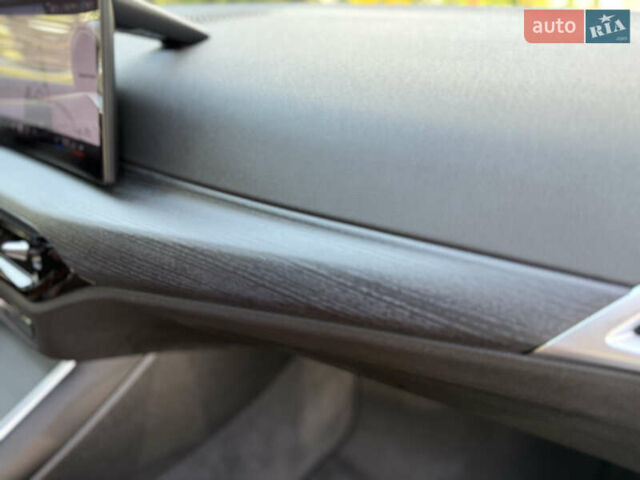 Серый БМВ 3 Серия, объемом двигателя 2 л и пробегом 8 тыс. км за 58000 $, фото 80 на Automoto.ua