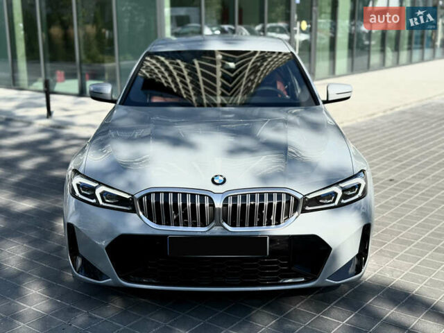 Серый БМВ 3 Серия, объемом двигателя 2 л и пробегом 8 тыс. км за 58000 $, фото 7 на Automoto.ua
