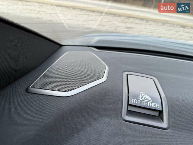 Серый БМВ 3 Серия, объемом двигателя 3 л и пробегом 14 тыс. км за 64500 $, фото 42 на Automoto.ua