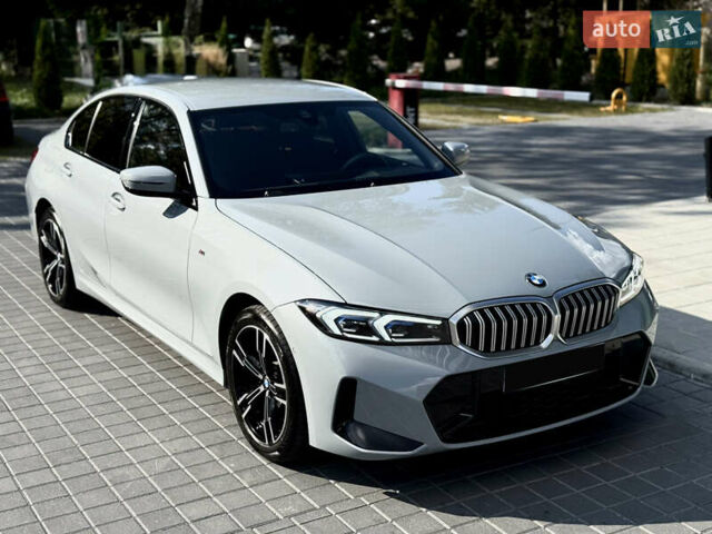 Серый БМВ 3 Серия, объемом двигателя 2 л и пробегом 8 тыс. км за 58000 $, фото 14 на Automoto.ua