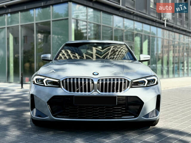 Серый БМВ 3 Серия, объемом двигателя 2 л и пробегом 8 тыс. км за 58000 $, фото 8 на Automoto.ua