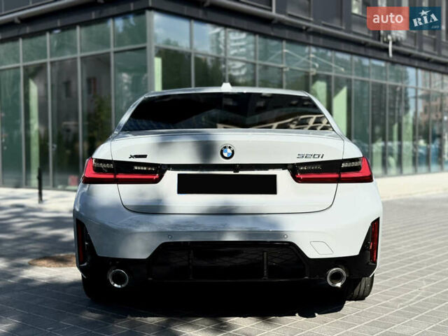 Серый БМВ 3 Серия, объемом двигателя 2 л и пробегом 8 тыс. км за 58000 $, фото 26 на Automoto.ua