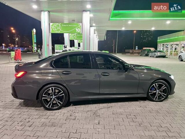 Серый БМВ 3 Серия, объемом двигателя 3 л и пробегом 20 тыс. км за 61500 $, фото 9 на Automoto.ua