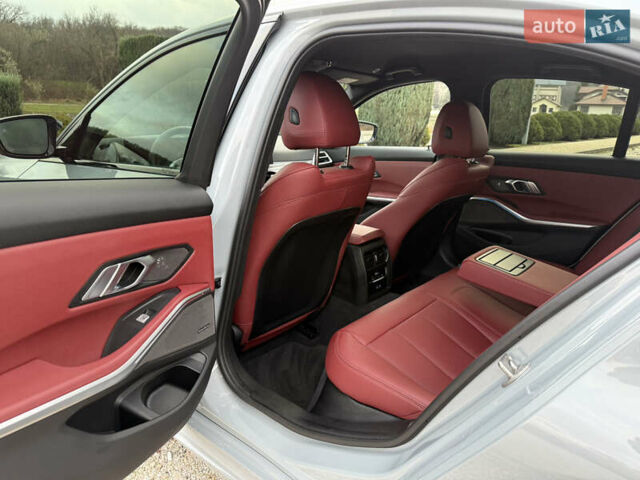 Серый БМВ 3 Серия, объемом двигателя 3 л и пробегом 14 тыс. км за 64500 $, фото 34 на Automoto.ua