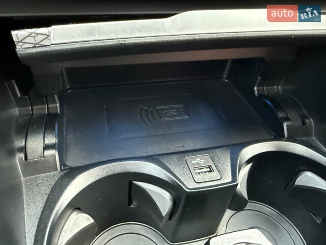 Серый БМВ 3 Серия, объемом двигателя 3 л и пробегом 14 тыс. км за 64500 $, фото 32 на Automoto.ua