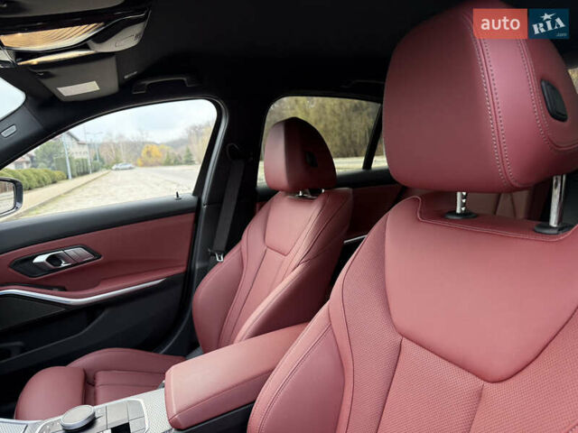 Серый БМВ 3 Серия, объемом двигателя 3 л и пробегом 14 тыс. км за 64500 $, фото 20 на Automoto.ua