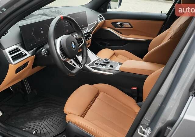 Серый БМВ 3 Серия, объемом двигателя 3 л и пробегом 19 тыс. км за 71990 $, фото 9 на Automoto.ua