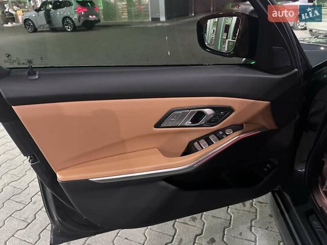 Серый БМВ 3 Серия, объемом двигателя 3 л и пробегом 20 тыс. км за 61500 $, фото 21 на Automoto.ua