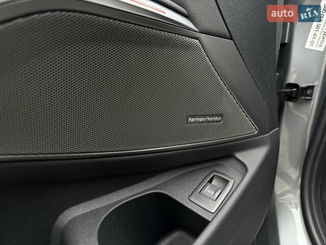 Сірий БМВ 3 Серія, об'ємом двигуна 3 л та пробігом 14 тис. км за 62900 $, фото 20 на Automoto.ua