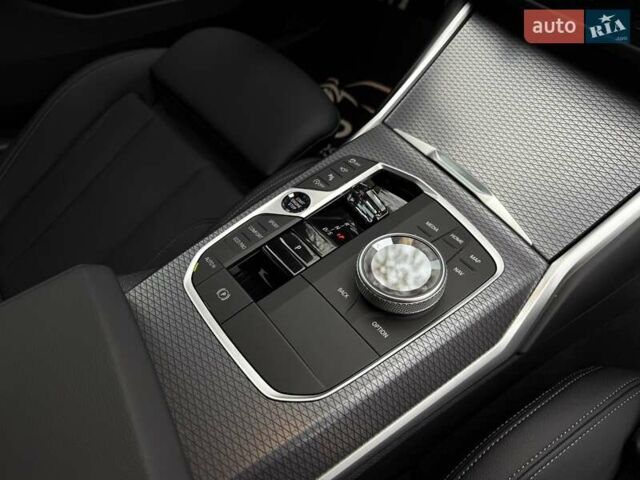 Сірий БМВ 3 Серія, об'ємом двигуна 3 л та пробігом 14 тис. км за 62900 $, фото 28 на Automoto.ua