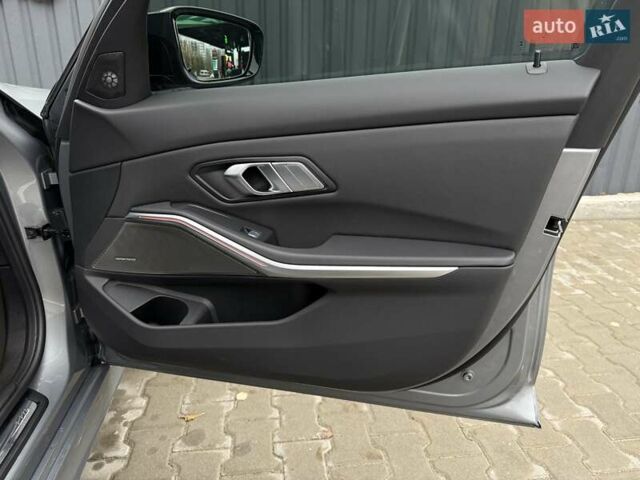 Сірий БМВ 3 Серія, об'ємом двигуна 3 л та пробігом 14 тис. км за 62900 $, фото 24 на Automoto.ua