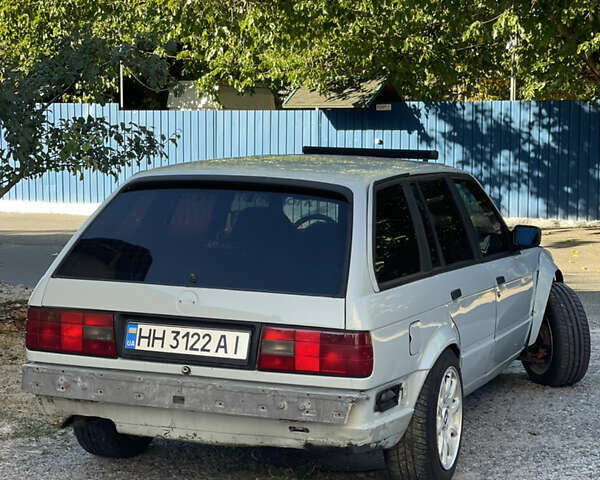 Серый БМВ 3 Серия, объемом двигателя 1.8 л и пробегом 420 тыс. км за 9500 $, фото 5 на Automoto.ua