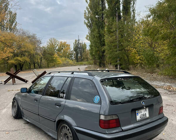 Сірий БМВ 3 Серія, об'ємом двигуна 1.6 л та пробігом 666 тис. км за 2900 $, фото 3 на Automoto.ua